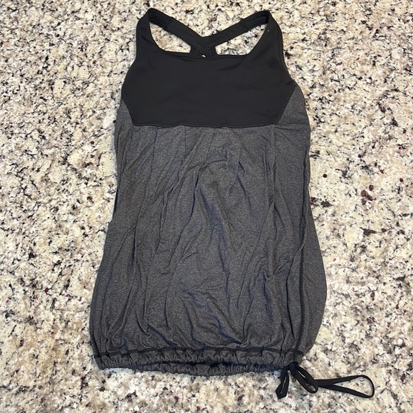 lululemon athletica Tops - Lululemon Womens Tank Top with Built in Bra Size 4